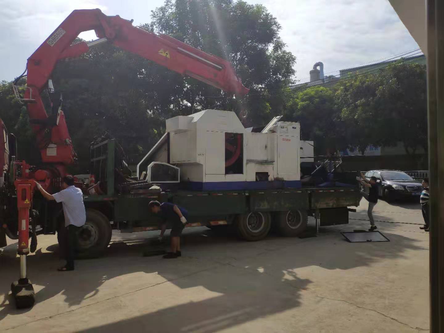 巨資采購一批多功位冷鐓機，東莞僅此一家